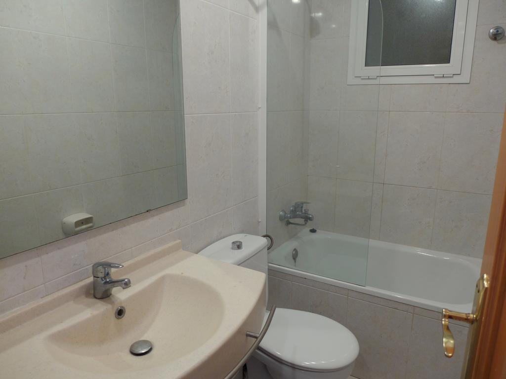 Goya Apartments Salou Esterno foto